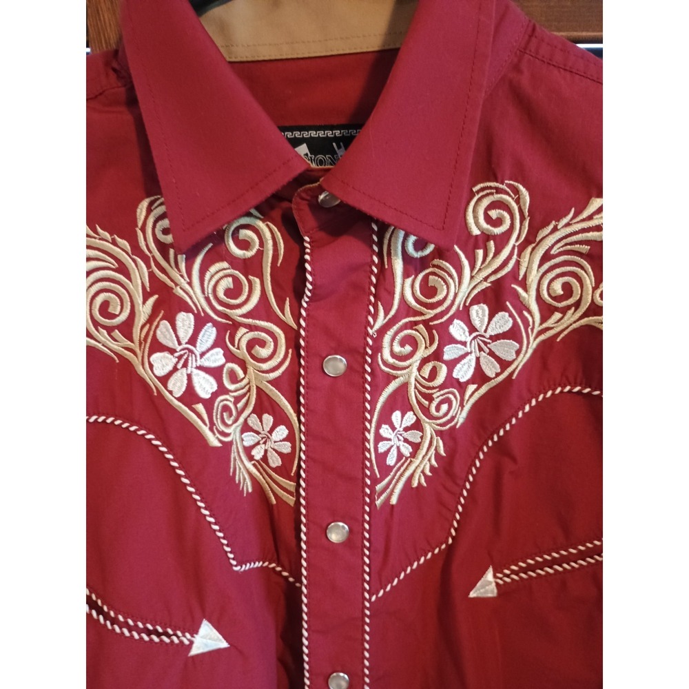 El Pionero Western Men's Large Red/Gold Snap Button Cotton Blend Shirt Sz Medium